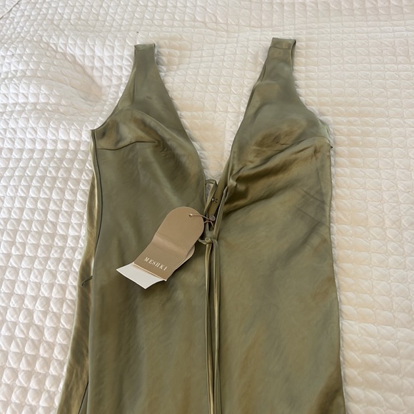 Elouise Tie Around Satin Midi Dress - Picture 10 of 10